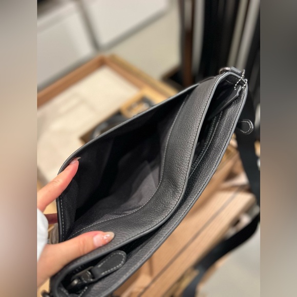 NWT！COACH District Crossbody Bag In Signature Canvas With Sailboat Print （CT898） - Picture 4 of 8